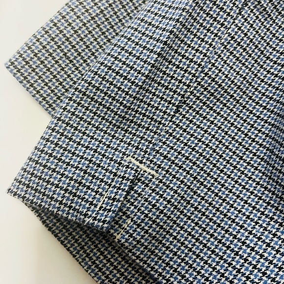 J.Jill. Houndstooth inspired crops. 18 - Picture 5 of 5